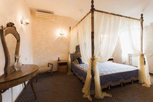 Hotel Kamelot