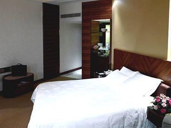 Parklane Hotel