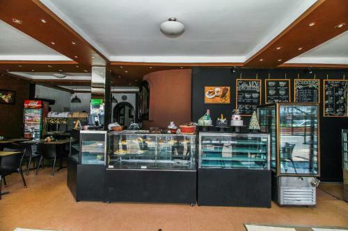Hotel Omega Regency Colombo