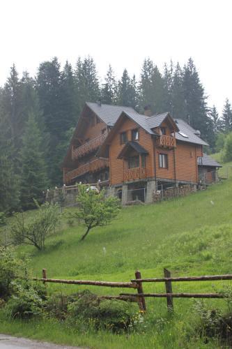 Hotel Karpatska Villa