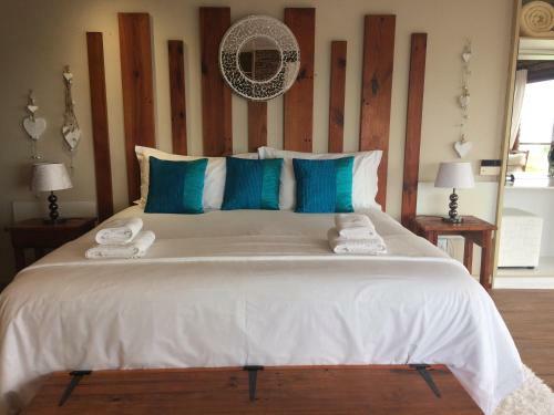 Hostal White Shark Guest House