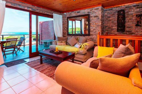 Hostal White Shark Guest House