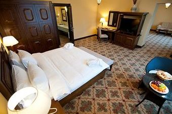 Hotel Samal Resort & Spa