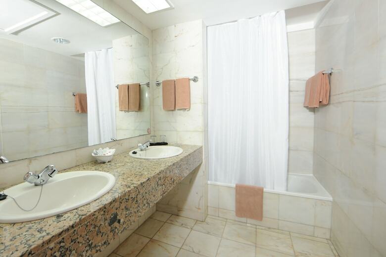Hotel Playabachata Spa Resort