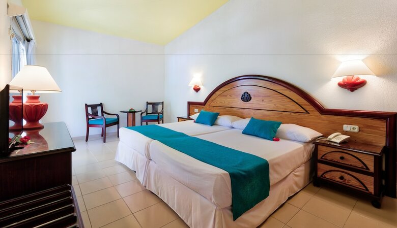 Hotel Playabachata Spa Resort