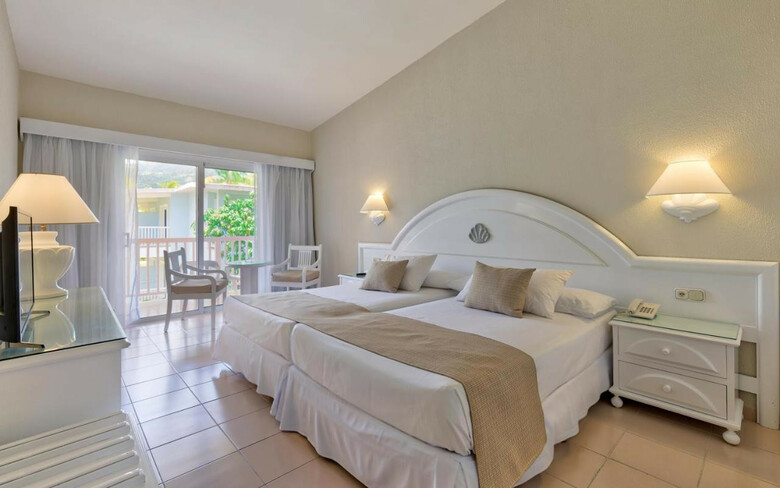Hotel Playabachata Spa Resort