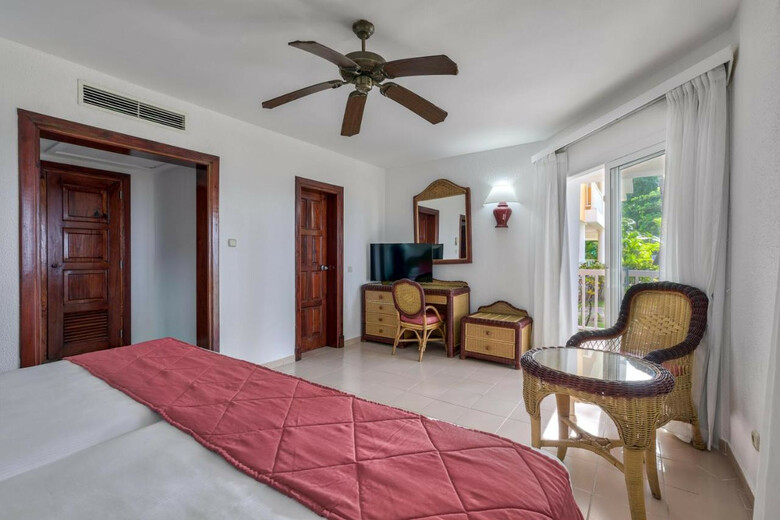 Hotel Playabachata Spa Resort
