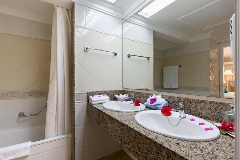 Hotel Playabachata Spa Resort