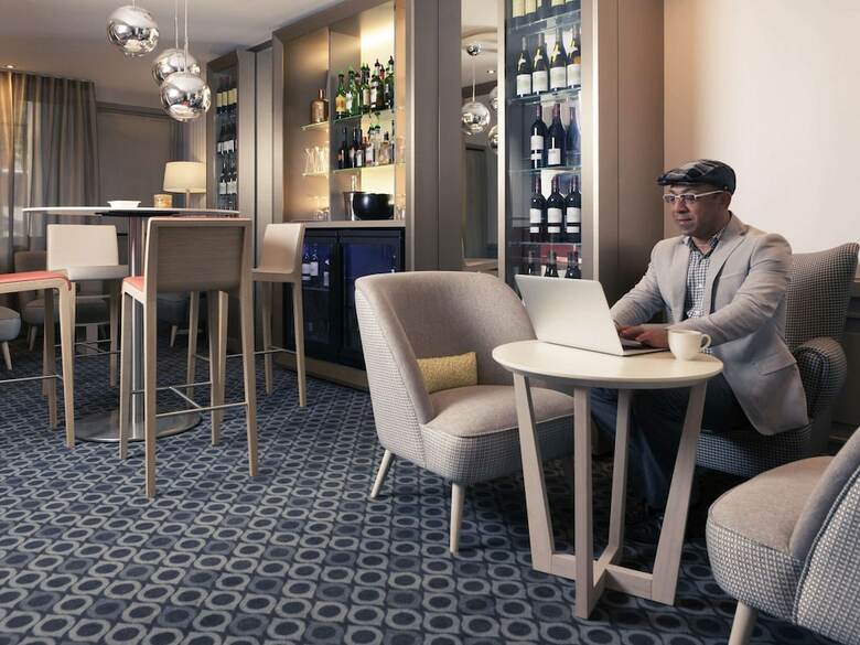 Hotel Mercure Raspail Montparnasse