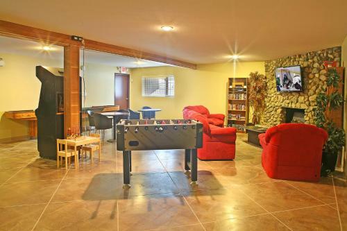 Hotel Lac Le Jeune Wilderness Resort