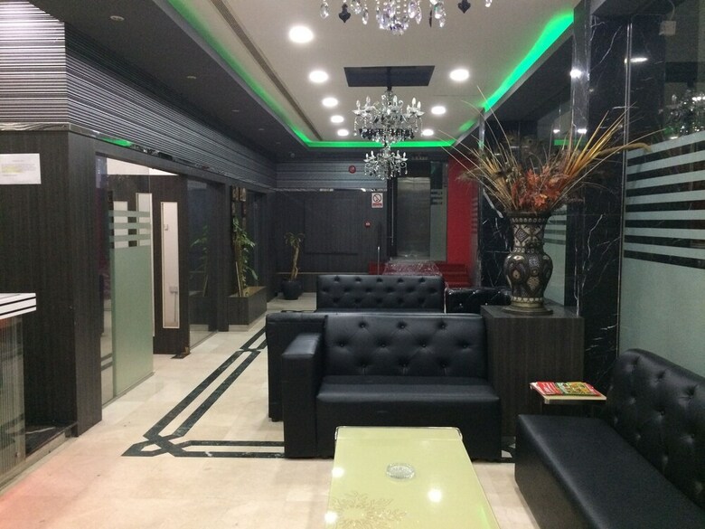 Imperial Suites Hotel