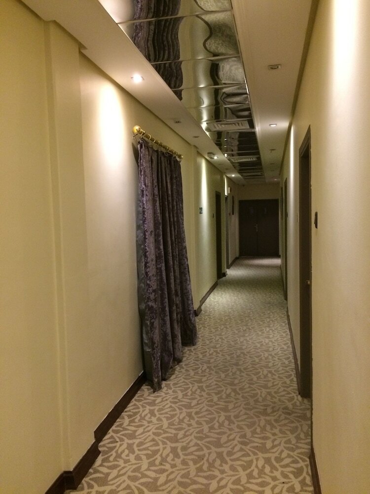 Imperial Suites Hotel
