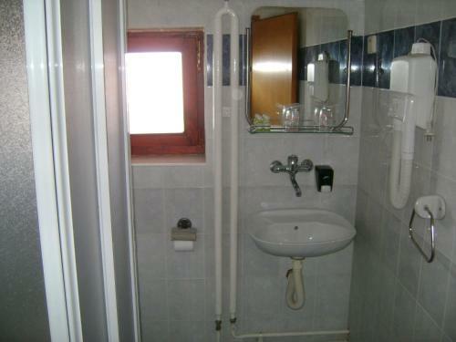 Hostal Guest Accomodation Konak