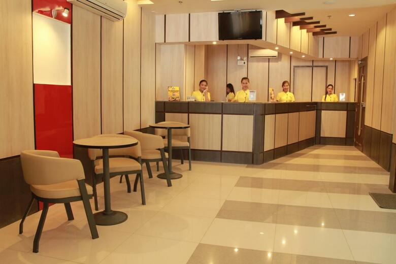 Hotel 99