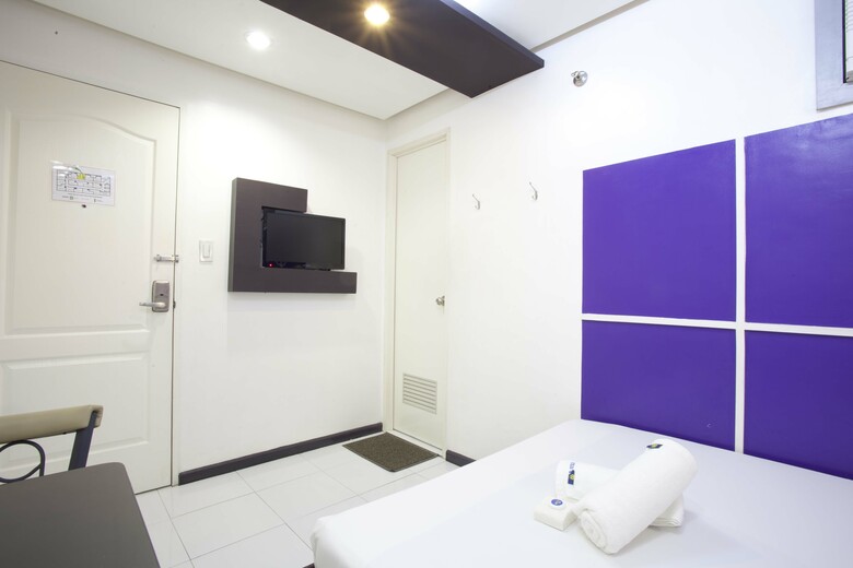 Hotel 99