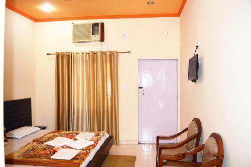 Hotel Goverdhan Tourist Complex