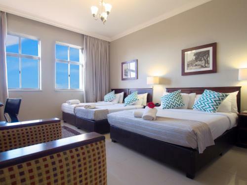 Albany Hotel