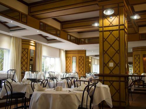 Albany Hotel