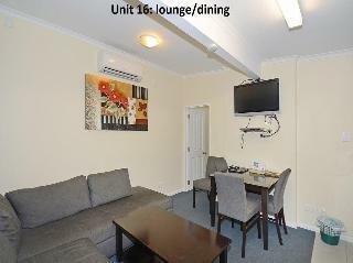 Trentham Motel