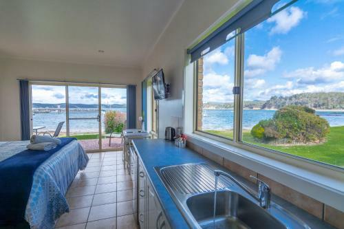 Quarantine Bay Beach Cottages