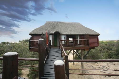 Lodge The Stiltz