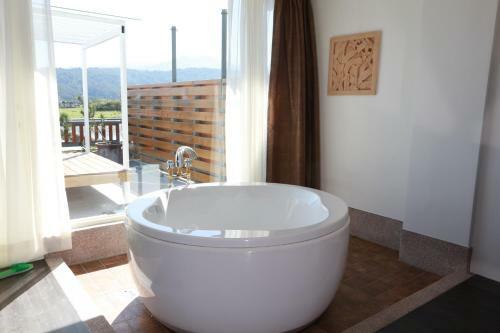 Follow Me Designed B&B