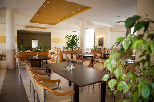 Hotel Grand