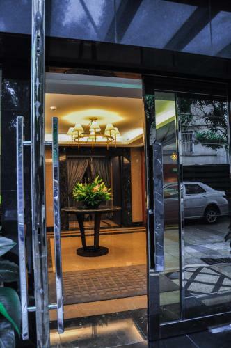 Hotel Jingan Classic Inn