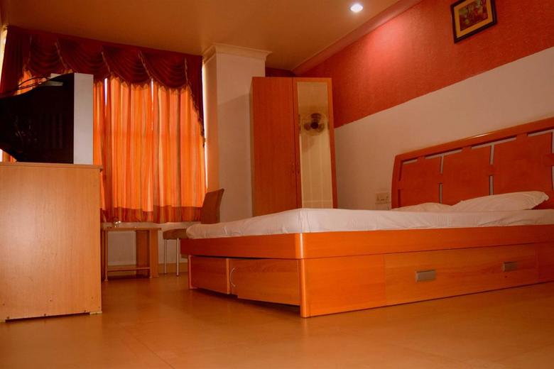 Hotel Teg Royal