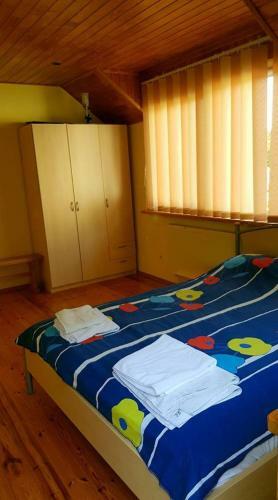 Hostal Elnio Ragas