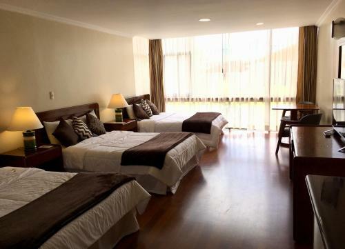 Hotel Pinar Del Lago