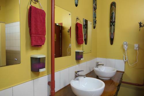 Albergue Global Village Travellers Lodge