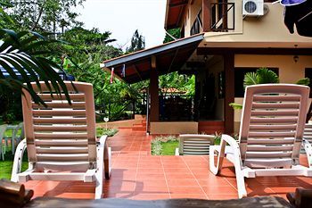 Hostal Manglar Lodge