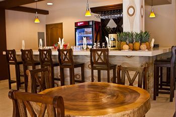 Hostal Manglar Lodge