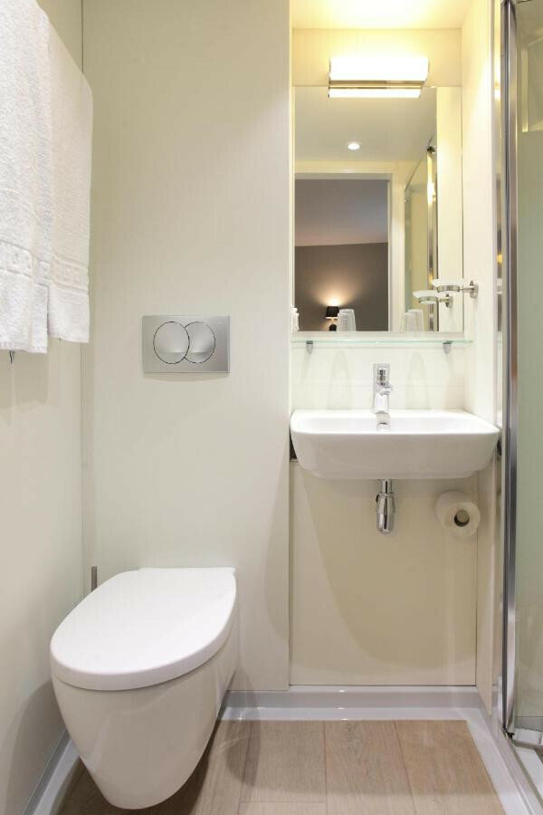Hotel Reseda Paris Bagnolet