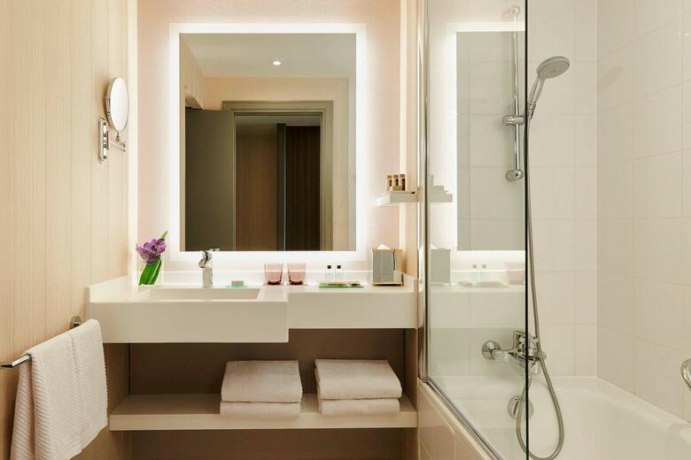 Hotel Renaissance Paris La Defense