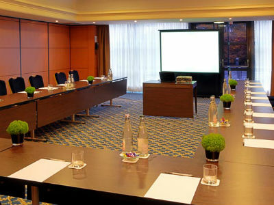 Hotel Renaissance Paris La Defense