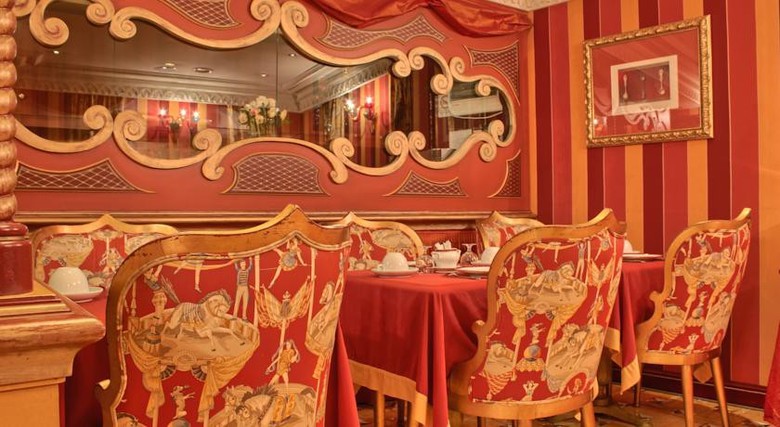 Hotel Villa Royale