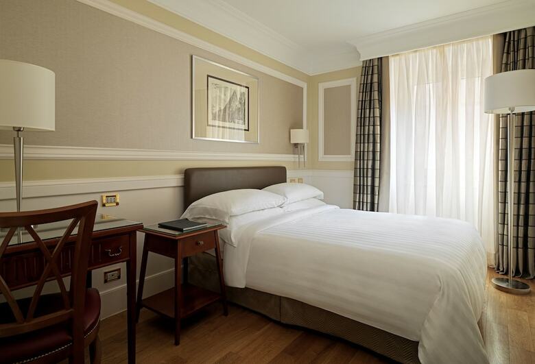 Hotel Marriott Grand Flora