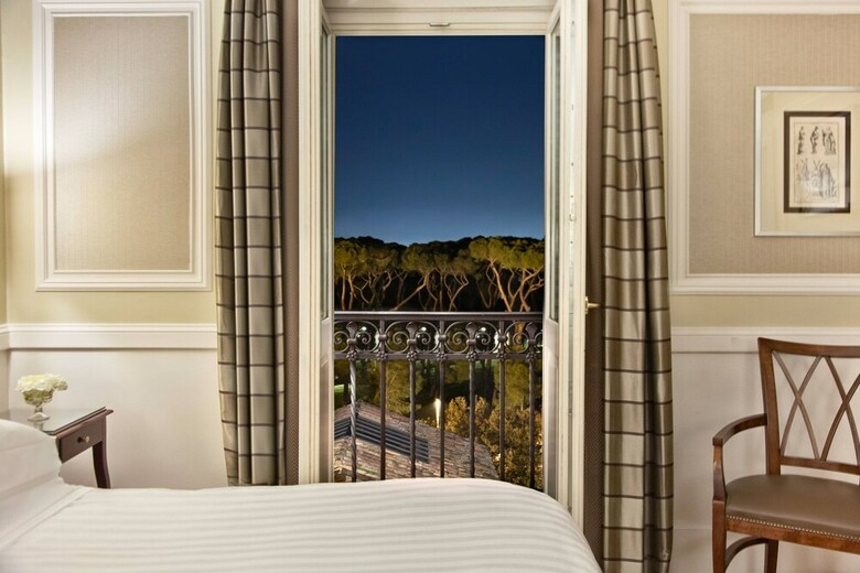 Hotel Marriott Grand Flora