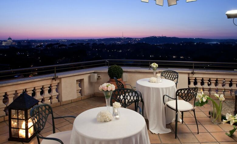 Hotel Marriott Grand Flora