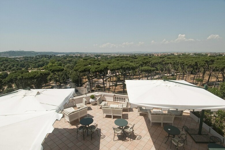 Hotel Marriott Grand Flora