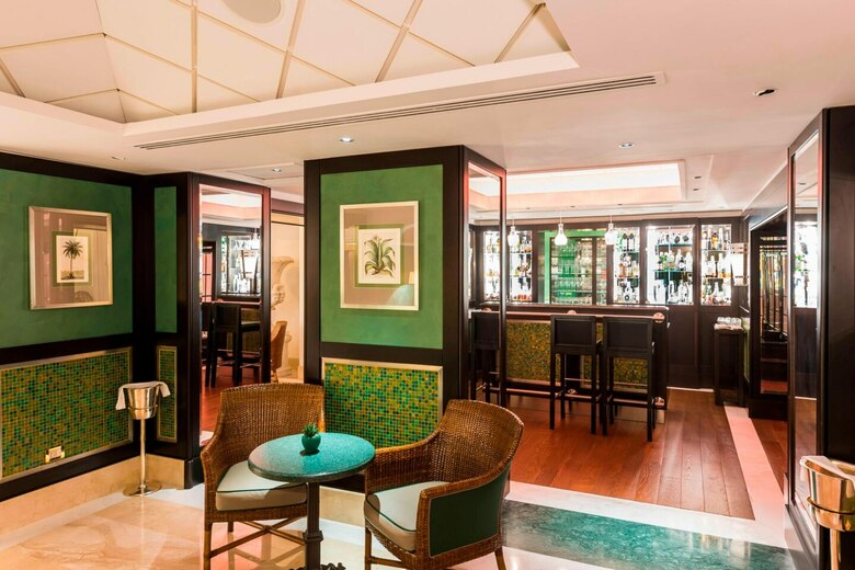 Hotel Marriott Grand Flora