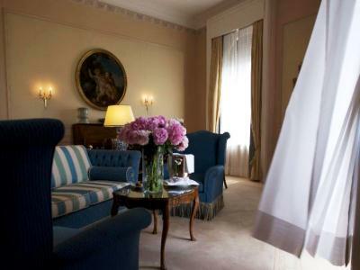 Hotel Marriott Grand Flora