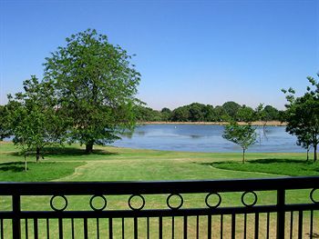 Hotel African Pride Irene Country Lodge
