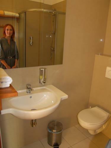 Hostal Noclegi Apro