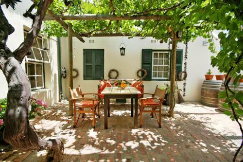 Hostal Malherbe Guesthouse