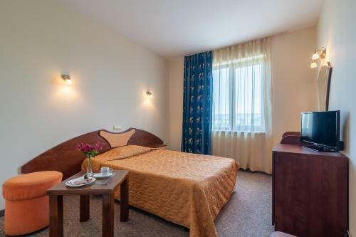 Adamo Hotel