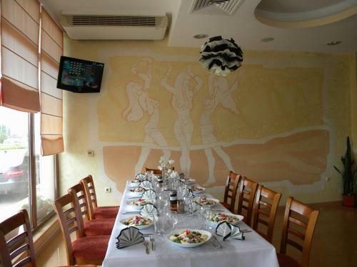 Adamo Hotel