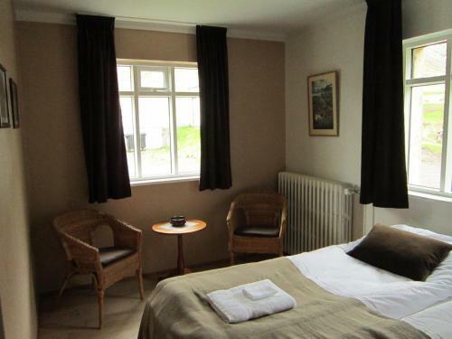 Hostal Guesthouse Kirkjubol In Bjarnardalur